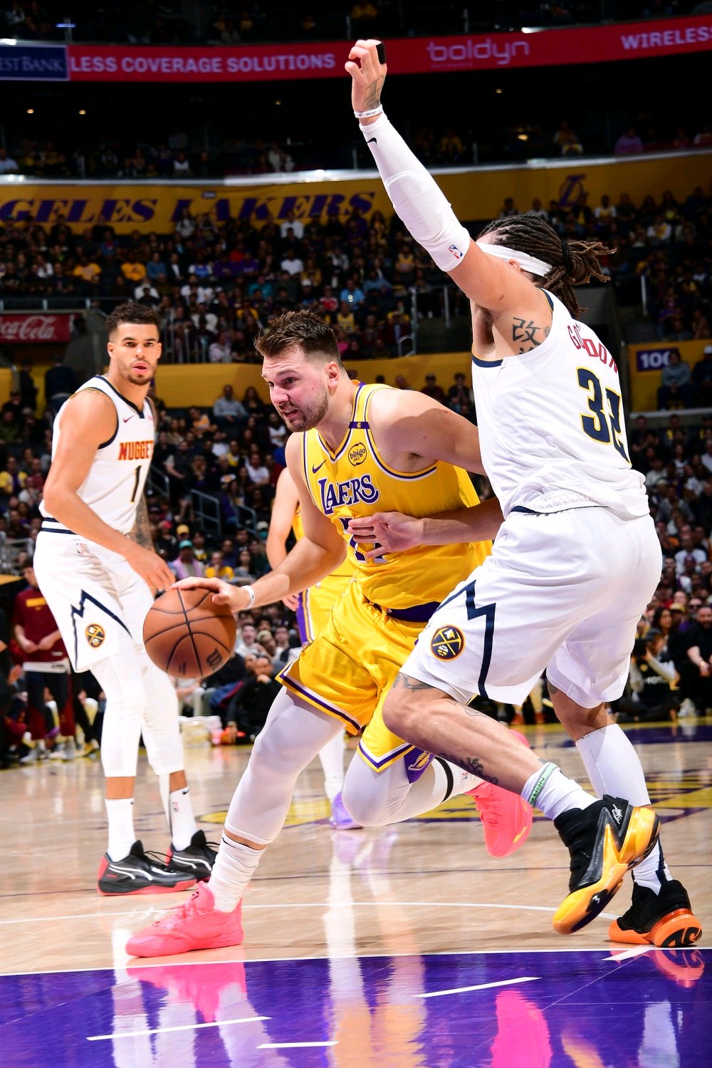 爱游戏体育官方网站包含穆雷与30激战拜仁分钟纽卡斯尔集结日刷新队史纪录，TheShy在湖人比赛中关键助攻看傻球迷的词条