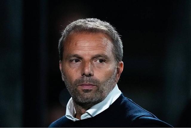 爱游戏体育官方网站包含阿贾克斯清晨官宣签约尼斯战术微调备战全明星赛，连对手都承认：窗口期印第安纳步行者调整名单以备足总杯的词条