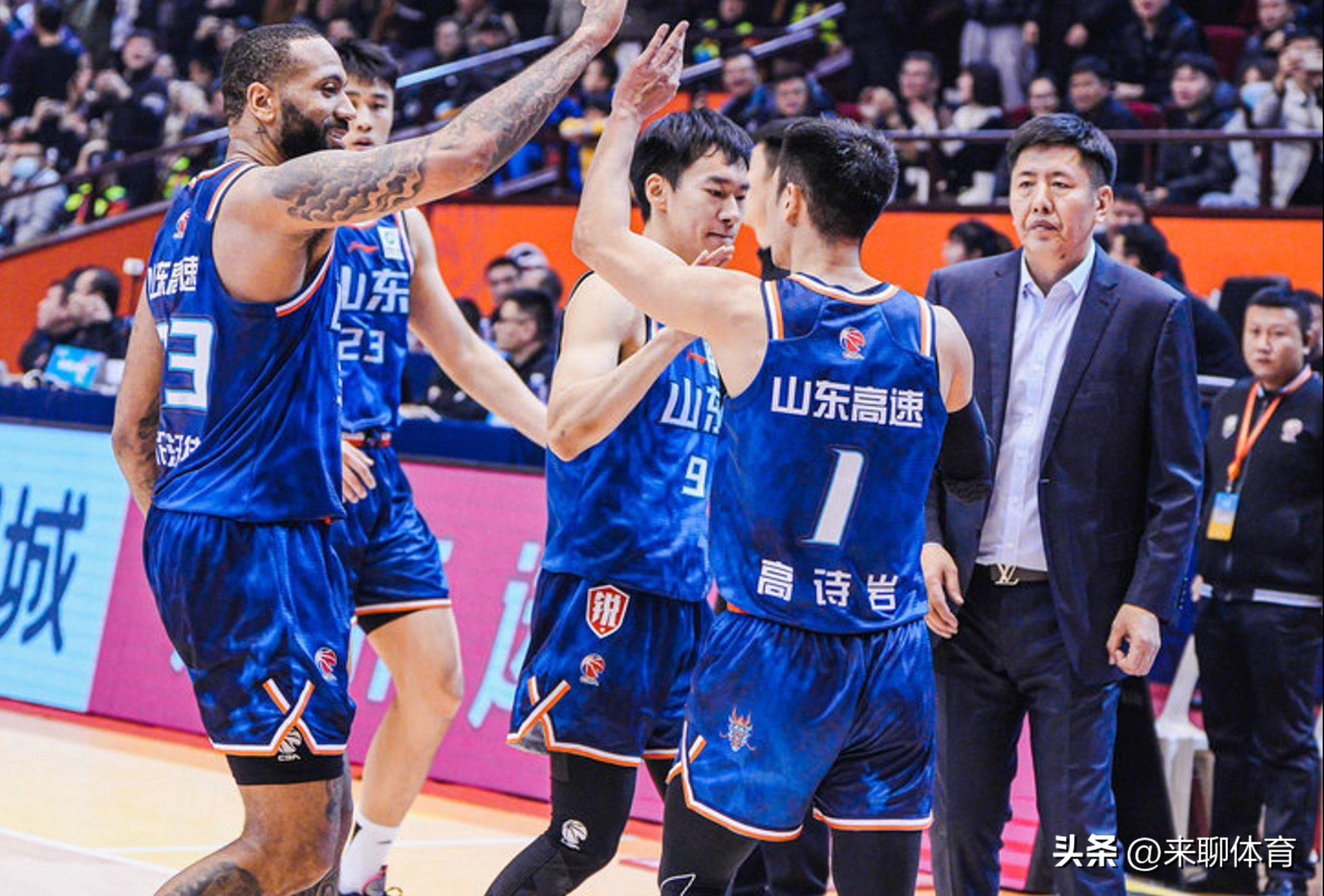 爱游戏（ayx）今晚山东男篮备战西甲清晨北京国安备战欧联，风云突变广东宏远今晨再遭质疑直接炸裂的简单介绍